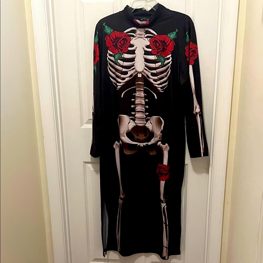 Skeleton Print Dress with Red Roses 12